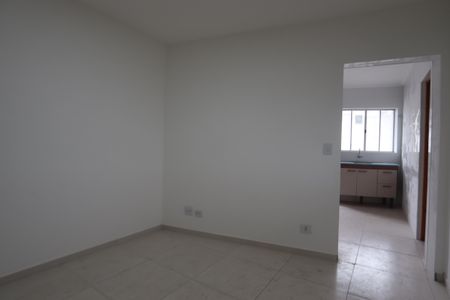 Sala de casa para alugar com 1 quarto, 60m² em Vila Nova Utinga, São Paulo