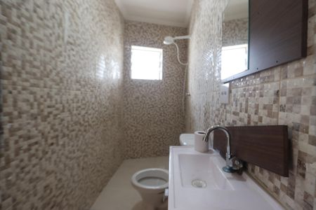 Banheiro de casa para alugar com 1 quarto, 60m² em Vila Nova Utinga, São Paulo