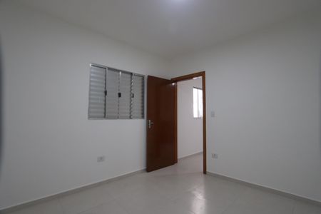 Quarto de casa para alugar com 1 quarto, 60m² em Vila Nova Utinga, São Paulo