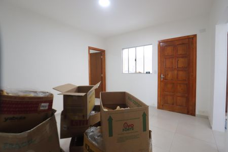Sala de casa para alugar com 1 quarto, 60m² em Vila Nova Utinga, São Paulo