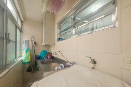 Apartamento para alugar com 63m², 2 quartos e 1 vagaÁrea de serviço 