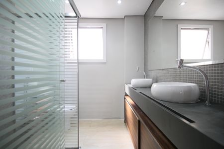 Apartamento para alugar com 128m², 3 quartos e 2 vagasBanheiro Suíte Master 