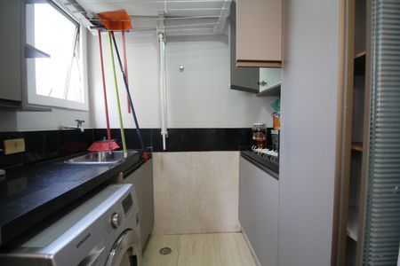 Apartamento para alugar com 128m², 3 quartos e 2 vagasÁrea de Serviço