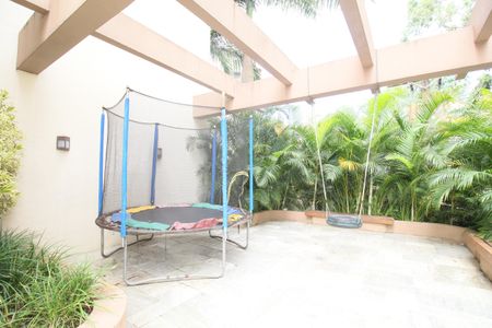 Apartamento para alugar com 128m², 3 quartos e 2 vagasÁrea comum - Playground