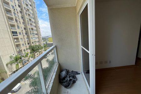 Apartamento para alugar com 53m², 2 quartos e 1 vaga Apartamento para alugar com 53m², 2 quartos e 1 vagaVaranda