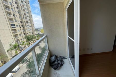 Apartamento para alugar com 53m², 2 quartos e 1 vaga Apartamento para alugar com 53m², 2 quartos e 1 vagaVaranda