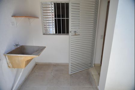 Casa à venda com 130m², 2 quartos e 1 vagaSacada