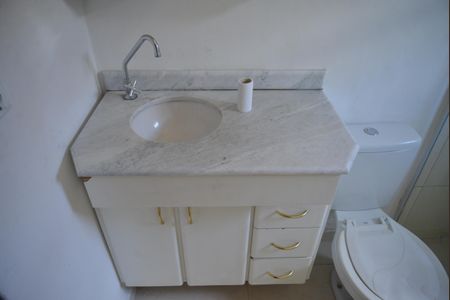 Casa à venda com 130m², 2 quartos e 1 vagaBanheiro Social