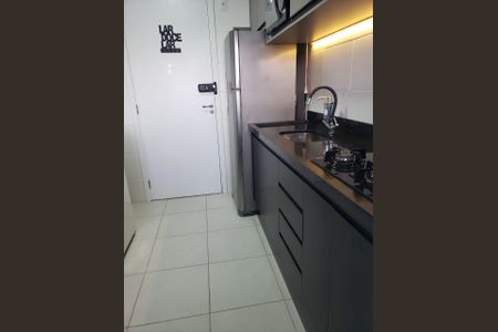 Cozinha de apartamento à venda com 1 quarto, 27m² em Jardim Mirante, São Paulo
