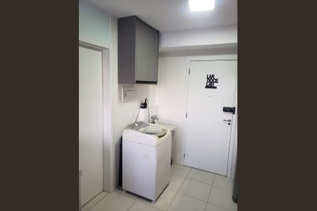 Banheiro de apartamento à venda com 1 quarto, 27m² em Jardim Mirante, São Paulo