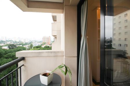 Varanda de apartamento para alugar com 1 quarto, 38m² em Indianópolis, São Paulo
