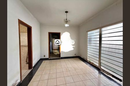 Casa à venda com 198m², 4 quartos e 3 vagas Casa à venda com 198m², 4 quartos e 3 vagasFoto 05