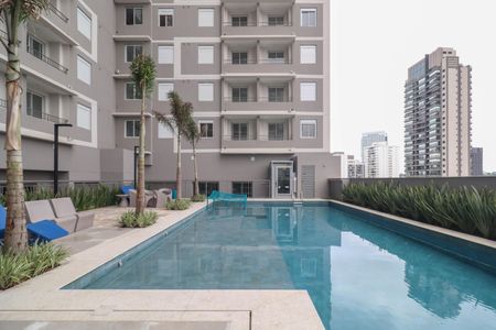 Studio para alugar com 25m², 1 quarto e sem vaga Studio para alugar com 25m², 1 quarto e sem vagaPiscina