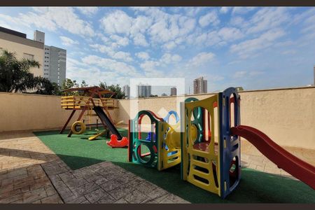 Apartamento à venda com 82m², 2 quartos e 2 vagasÁrea comum - Playground