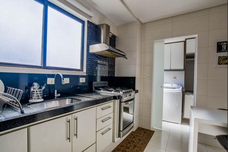 Apartamento à venda com 82m², 2 quartos e 2 vagasCozinha