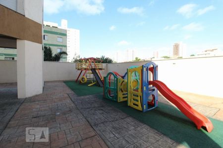 Apartamento à venda com 82m², 2 quartos e 2 vagasÁrea comum - Playground
