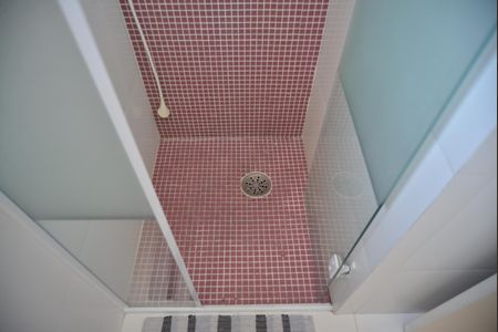 Apartamento à venda com 82m², 2 quartos e 2 vagasBanheiro da Suíte