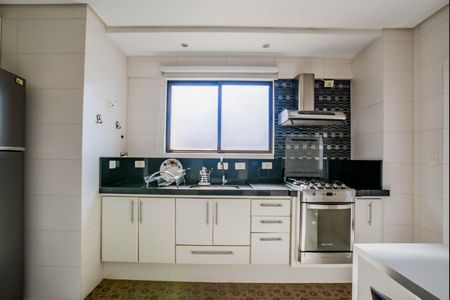 Apartamento à venda com 82m², 2 quartos e 2 vagasCozinha