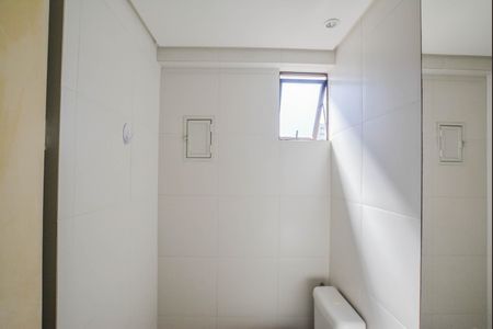 Apartamento à venda com 82m², 2 quartos e 2 vagasBanheiro Social