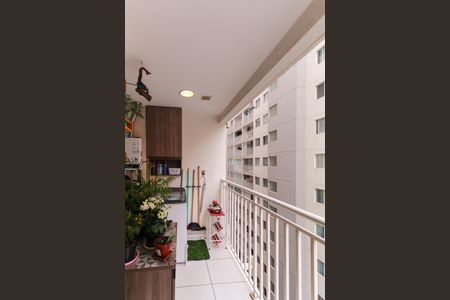 Apartamento à venda com 45m², 2 quartos e sem vagaVaranda