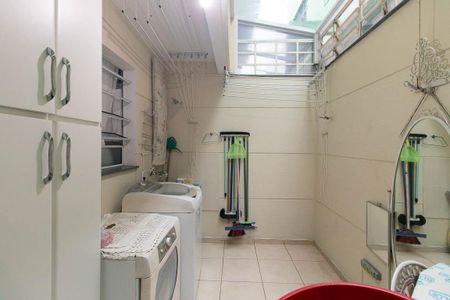 Casa para alugar com 120m², 2 quartos e 1 vagaÁrea de Serviço