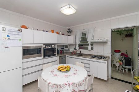 Casa para alugar com 120m², 2 quartos e 1 vagaCozinha