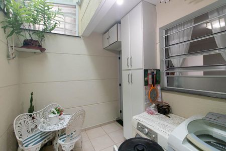 Casa para alugar com 120m², 2 quartos e 1 vagaÁrea de Serviço