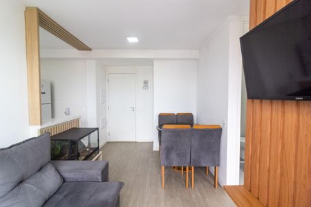Sala de apartamento para alugar com 2 quartos, 46m² em Vila Constanca, São Paulo