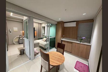 Apartamento à venda com 40m², 1 quarto e 1 vaga Apartamento à venda com 40m², 1 quarto e 1 vagaSala de jantar