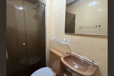 Apartamento à venda com 885m², 3 quartos e sem vagaBanheiro Social