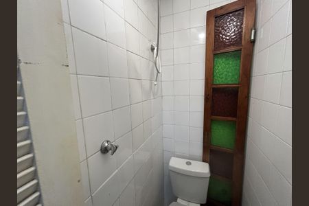 Apartamento à venda com 885m², 3 quartos e sem vagaBanheiro de serviço