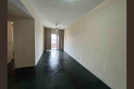 Apartamento à venda com 885m², 3 quartos e sem vagaSala