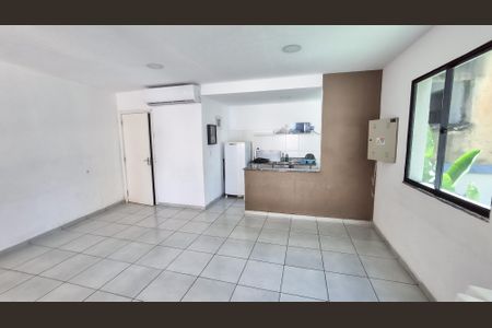 Apartamento para alugar com 49m², 2 quartos e 1 vagaSalão de festas 