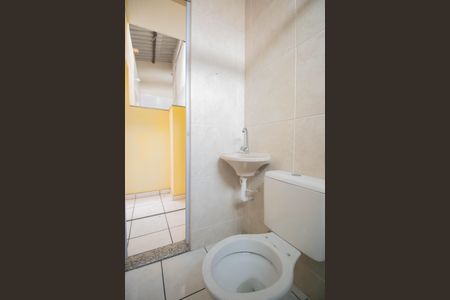 Casa para alugar com 47m², 2 quartos e sem vagaBanheiro