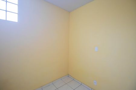 Quarto 2 de casa para alugar com 2 quartos, 47m² em Nova Cidade, São Gonçalo