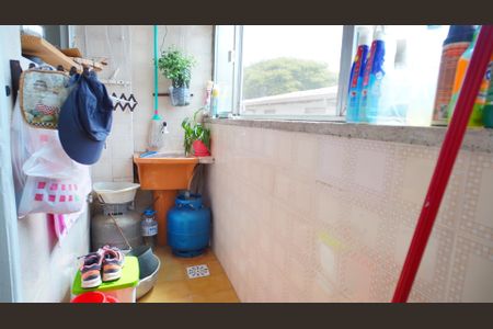 Apartamento à venda com 80m², 3 quartos e 1 vagaÁrea de Serviço