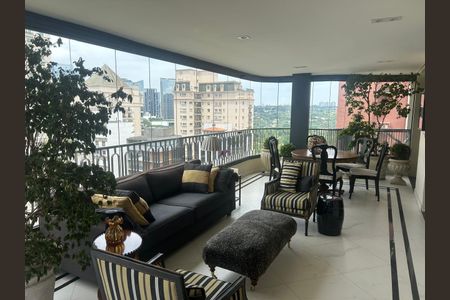 Apartamento à venda com 4 quartos, 400m² em Itaim Bibi, São Paulo
