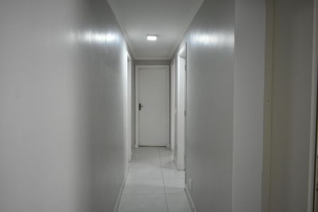 Corredor de apartamento à venda com 3 quartos, 87m² em Parque Imperial, São Paulo