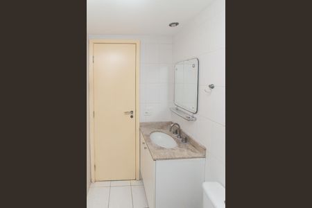 Apartamento para alugar com 72m², 2 quartos e 1 vaga Apartamento para alugar com 72m², 2 quartos e 1 vagaBanheiro