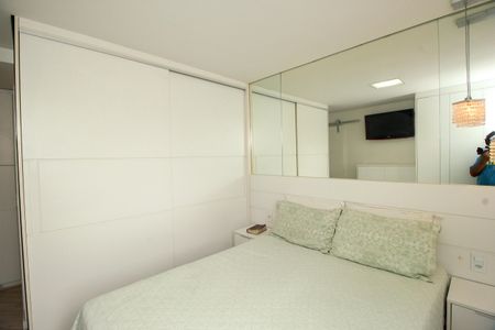 Apartamento à venda com 65m², 2 quartos e 2 vagas Apartamento à venda com 65m², 2 quartos e 2 vagasSuíte