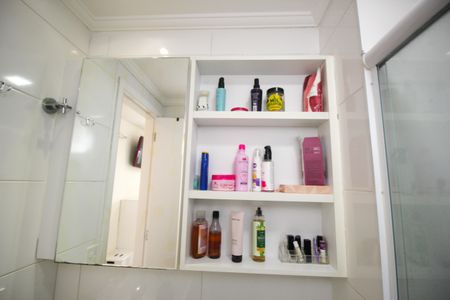 Apartamento à venda com 65m², 2 quartos e 2 vagas Apartamento à venda com 65m², 2 quartos e 2 vagasBanheiro da Suíte