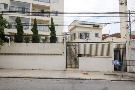 Apartamento à venda com 65m², 2 quartos e 2 vagas Apartamento à venda com 65m², 2 quartos e 2 vagasFachada