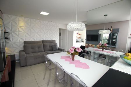 Apartamento à venda com 65m², 2 quartos e 2 vagas Apartamento à venda com 65m², 2 quartos e 2 vagasSala