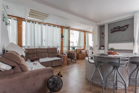 Sala de apartamento à venda com 2 quartos, 120m² em São João, Porto Alegre