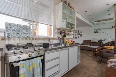 Apartamento à venda com 120m², 2 quartos e 2 vagas Apartamento à venda com 120m², 2 quartos e 2 vagasCozinha