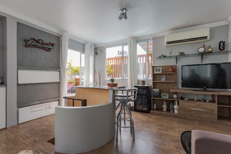 Sala de apartamento à venda com 2 quartos, 120m² em São João, Porto Alegre