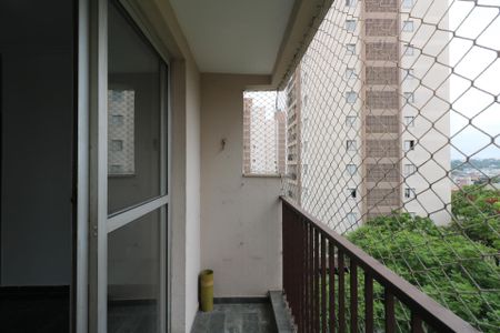 Apartamento para alugar com 52m², 2 quartos e 1 vagaVaranda