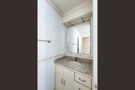 Apartamento à venda com 80m², 2 quartos e 1 vaga Apartamento à venda com 80m², 2 quartos e 1 vagaBanheiro