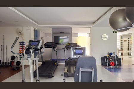 Apartamento à venda com 97m², 3 quartos e 2 vagasÁrea comum - Academia