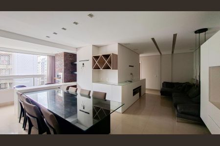 Sala de apartamento para alugar com 2 quartos, 97m² em Santo Antônio, Belo Horizonte
